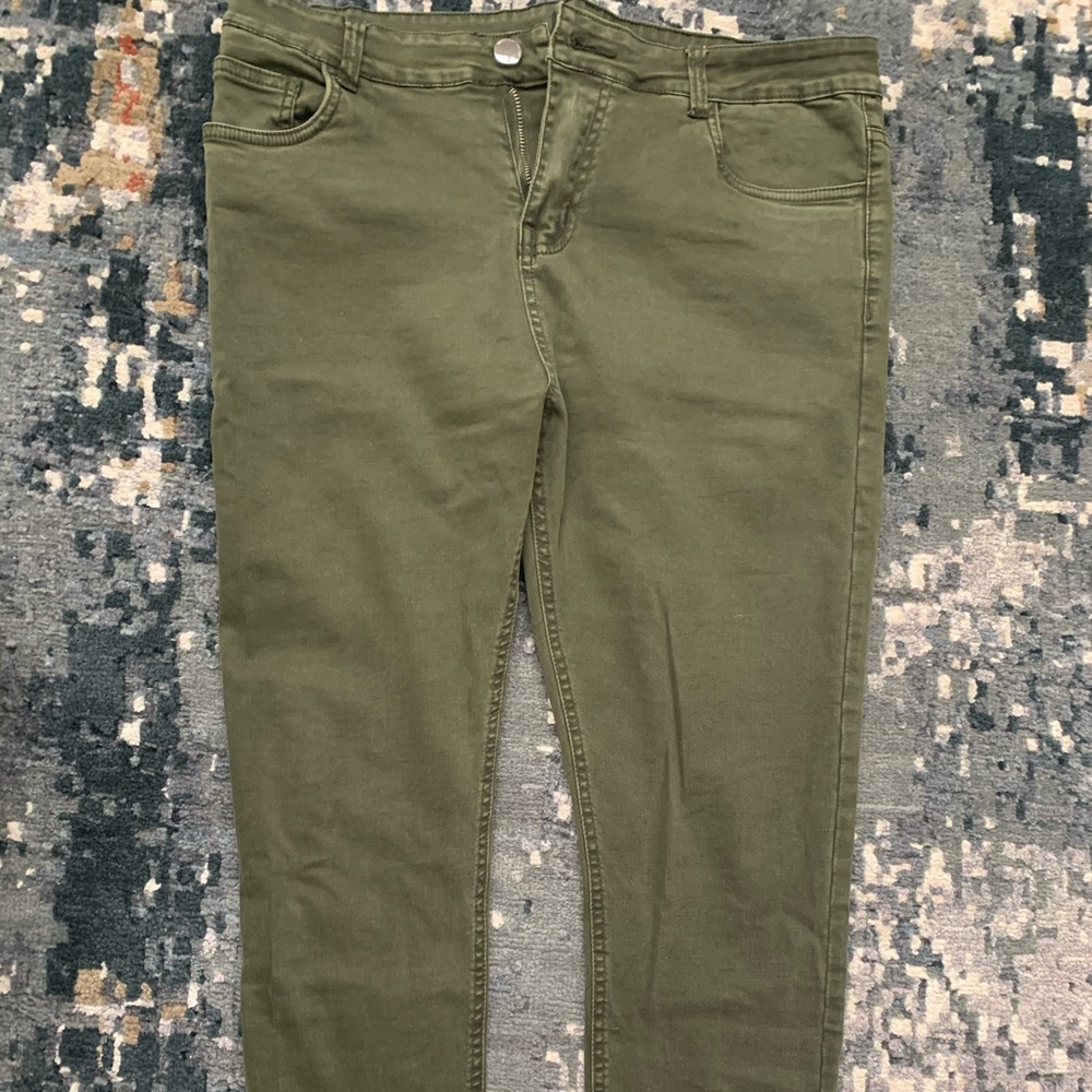 Skinny jeans